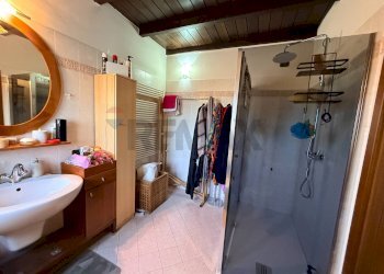 Bagno - Villa via monte bisbino
 
30, Varese - photo 40