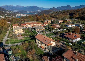 Vista delle montagne - Three-room apartment Via BOZZOLO, Marchirolo - photo 3