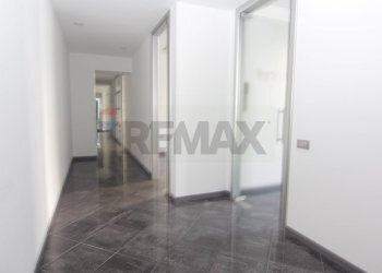 Hall / corridoio - Office via veratti
 
3, Varese - photo 9