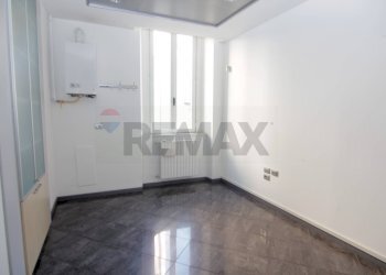 Stanza vuota - Office via veratti
 
3, Varese - photo 15