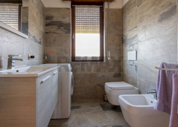Bagno - Two-room apartment Via P. Bozzolo
 
37, Marchirolo - photo 9