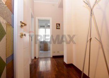 Hall / corridoio - Trilocale via lazio
 
26, Varese - foto 7