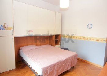 Camera / camera da letto - Trilocale via lazio
 
26, Varese - foto 10