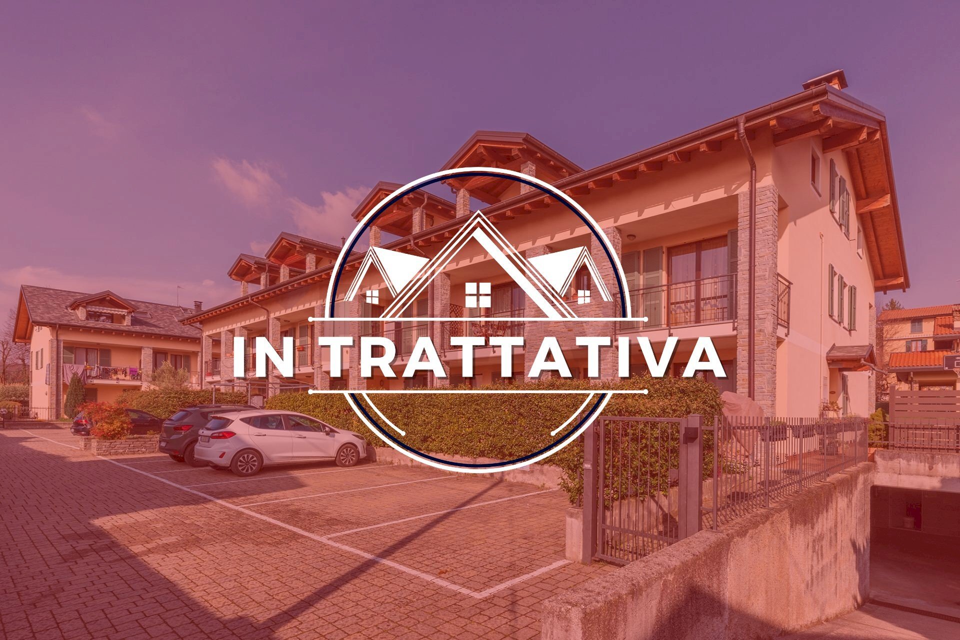 Edificio all\'aperto - Three-room apartment VIA TRIESTE
 
4, Induno Olona - photo 1