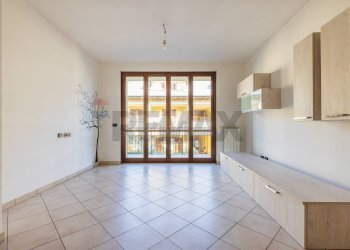 Stanza vuota - Three-room apartment VIA TRIESTE
 
4, Induno Olona - photo 4