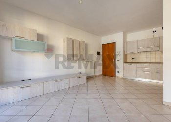 Stanza vuota - Three-room apartment VIA TRIESTE
 
4, Induno Olona - photo 5