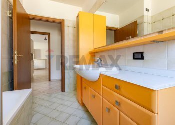 Cucina - Three-room apartment VIA TRIESTE
 
4, Induno Olona - photo 11