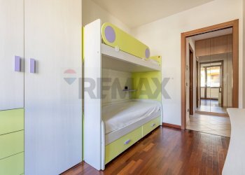 Camera / camera da letto - Three-room apartment VIA TRIESTE
 
4, Induno Olona - photo 15