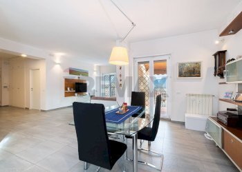 Sala da pranzo - Attico via Ciceruacchio
 
7, Monterotondo - foto 16