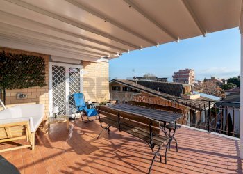 Terrazza - Attico via Ciceruacchio
 
7, Monterotondo - foto 34