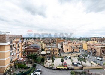 Edificio all\'aperto - Attico via Ciceruacchio
 
7, Monterotondo - foto 37