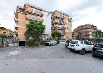 Edificio all\'aperto - Attico via Ciceruacchio
 
7, Monterotondo - foto 38