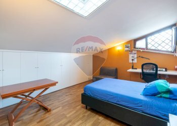 Camera / camera da letto - Villa Via Bernardo Pasquini
90, Roma - photo 24