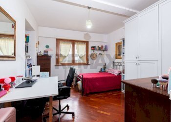 Camera / camera da letto - Trilocale Via Francesco Menzio
 
30, Roma - foto 13