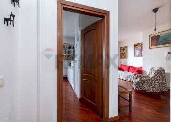 Hall / corridoio - Trilocale Via Francesco Menzio
 
30, Roma - foto 18