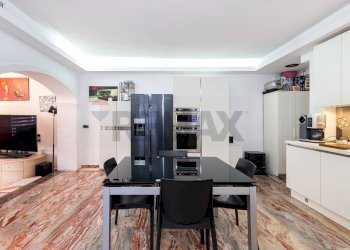 Sala da pranzo - Casa semi indipendente Via Cleofonte Campanini
 
13, Roma - foto 2