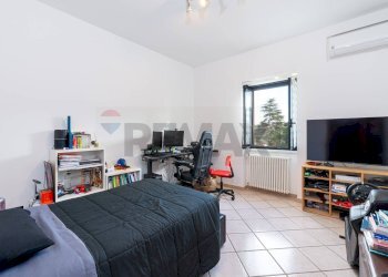 Camera / camera da letto - Casa semi indipendente Via Cleofonte Campanini
 
13, Roma - foto 10