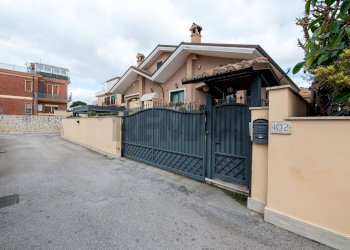 Casa all\'aperto - Casa semi indipendente Via Adolfo Tommasi, Roma - foto 36