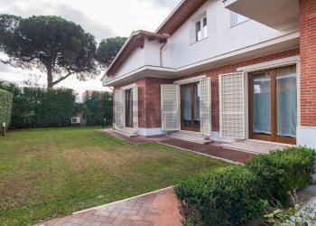 Casa all\'aperto - Villa Via Aristonida
4, Roma - foto 1