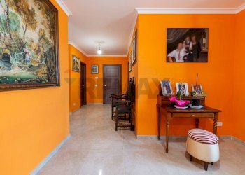 Hall / corridoio - Villa SP. PASCOLARE
 
164, Palombara Sabina - foto 6