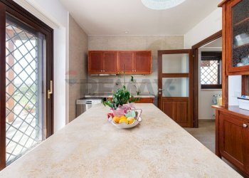 Cucina - Villa SP. PASCOLARE
 
164, Palombara Sabina - foto 15