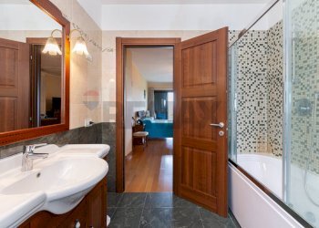 Bagno - Villa SP. PASCOLARE
 
164, Palombara Sabina - foto 30