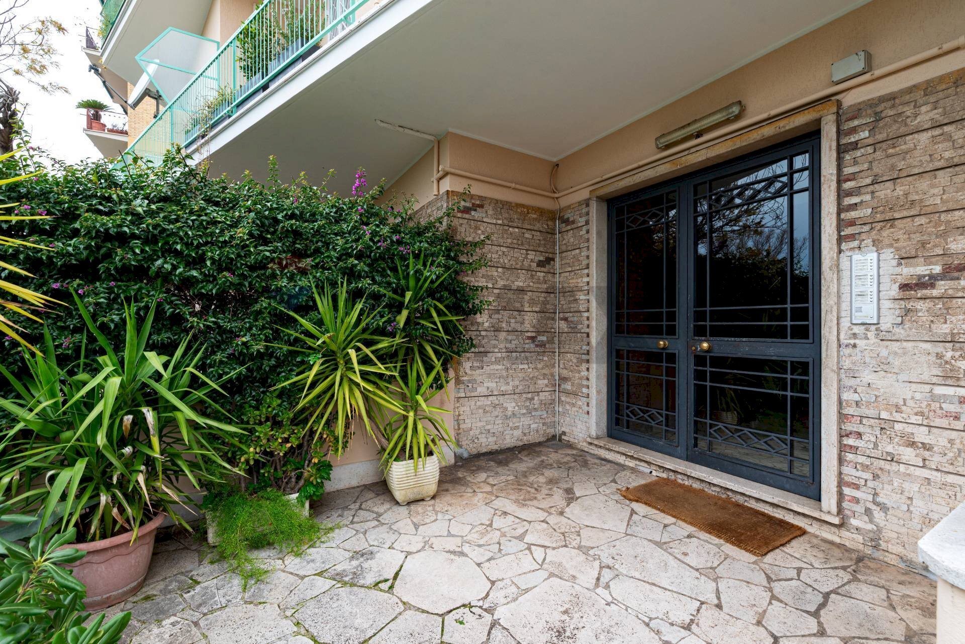 Terrazza - Quadrilocale Via Carlo De Bildt
 
11, Roma - foto 1