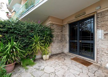 Terrazza - Appartamento Via Carlo De Bildt
 
11, Roma - foto 1