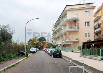 Edificio all\'aperto - Quadrilocale Via Carlo De Bildt
 
11, Roma - foto 24