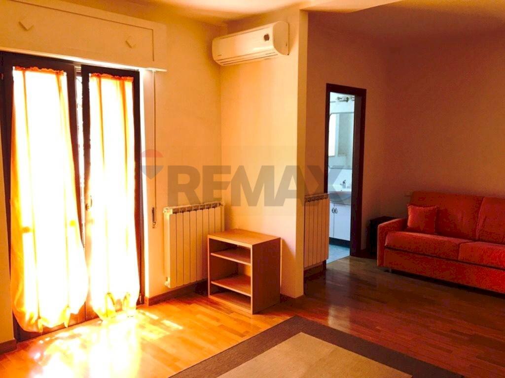 Soggiorno - Monolocale via Aristofane
 
41, Roma - foto 2