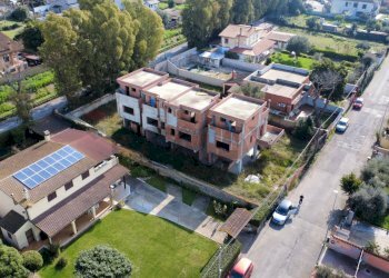 Edificio all\'aperto - Casa indipendente Via Giuseppe Botti, Roma - foto 7