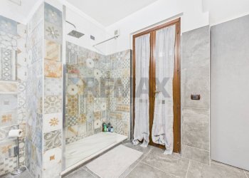 Bagno - Semi-detached house località origioso
 
13/B, Vellezzo Bellini - photo 6