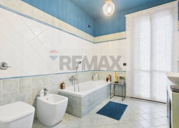 Bagno - Semi-detached house località origioso
 
13/B, Vellezzo Bellini - photo 24