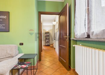 Soggiorno - Casa semi indipendente località origioso
 
13/B, Vellezzo Bellini - foto 26