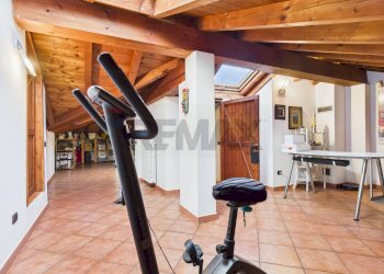 Palestra - Casa semi indipendente località origioso
 
13/B, Vellezzo Bellini - foto 31