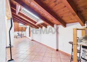 Stanza vuota - Casa semi indipendente località origioso
 
13/B, Vellezzo Bellini - foto 34