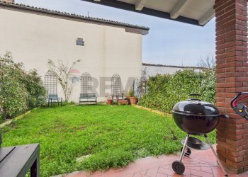 Giardino - Casa semi indipendente località origioso
 
13/B, Vellezzo Bellini - foto 37