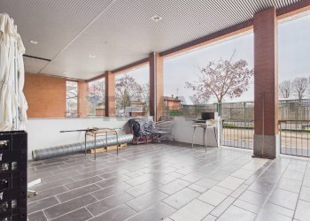 Terrazza - Commercial Activity via Leonardo Da Vinci
 
2, Casarile - photo 27