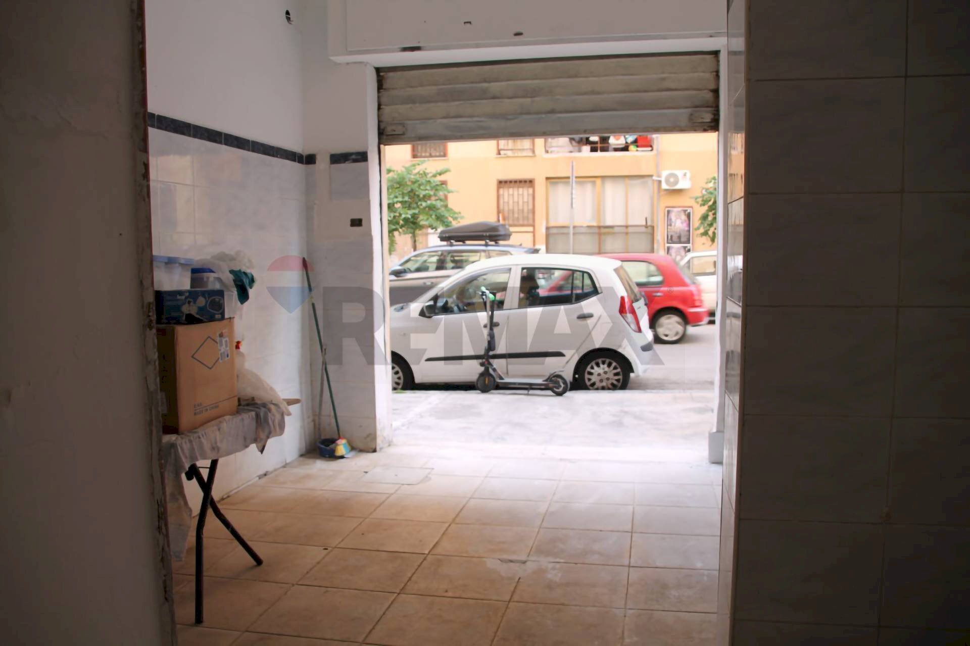 Parcheggio - Commercial Premises Via Carmelo Onorato
 
44, Palermo - photo 1