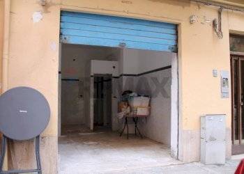 Terrazza - Commercial Premises Via Carmelo Onorato
 
44, Palermo - photo 10