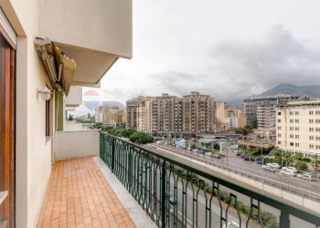 Balcone - Quadrilocale Viale Regione Siciliana Nord Ovest
 
2629, Palermo - foto 22