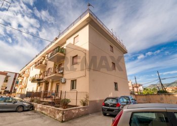 EDIFICIO - Quadrilocale Via Cruillas
 
63, Palermo - foto 1