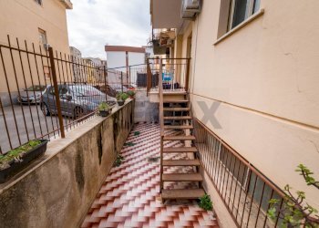 PERTINENZA ESCLUSIVA ANTISTANTE - Quadrilocale Via Cruillas
 
63, Palermo - foto 20