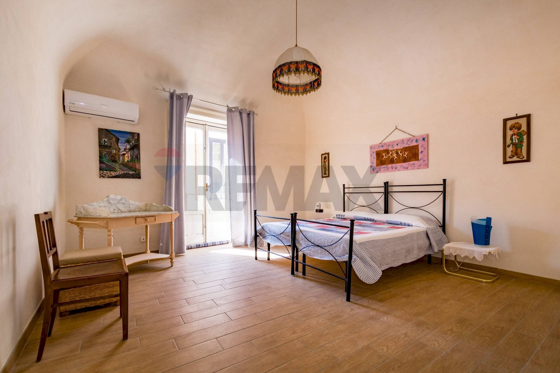 Camera da letto - Bilocale via San Francesco D'Assisi
 
90, Trapani - foto 2