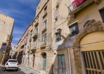 Edificio all\'aperto - Bilocale via San Francesco D'Assisi
 
90, Trapani - foto 13