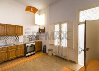 Cucina - Bilocale via San Francesco D'Assisi
 
90, Trapani - foto 19