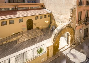 Edificio all\'aperto - Bilocale via San Francesco D'Assisi
 
90, Trapani - foto 27