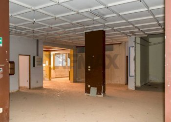 Parcheggio - Locale Commerciale Via Conceria
 
88, Palermo - foto 20