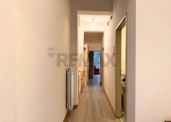 Hall / corridoio - Trilocale Via Delle Moline
 
7, Bologna - foto 22