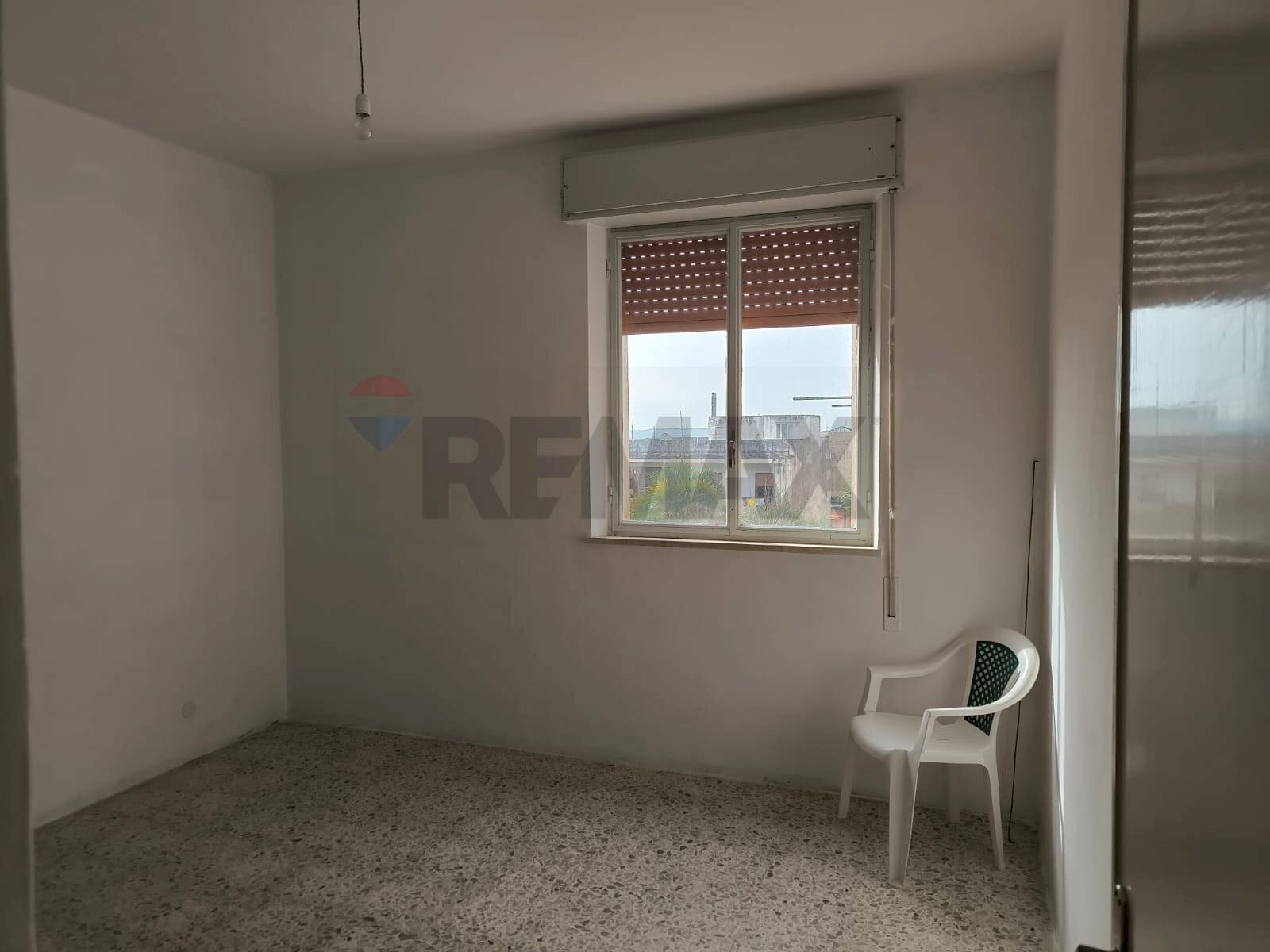 Stanza vuota - Trilocale VIA PRIMO MAGGIO
 
20, Valderice - foto 2